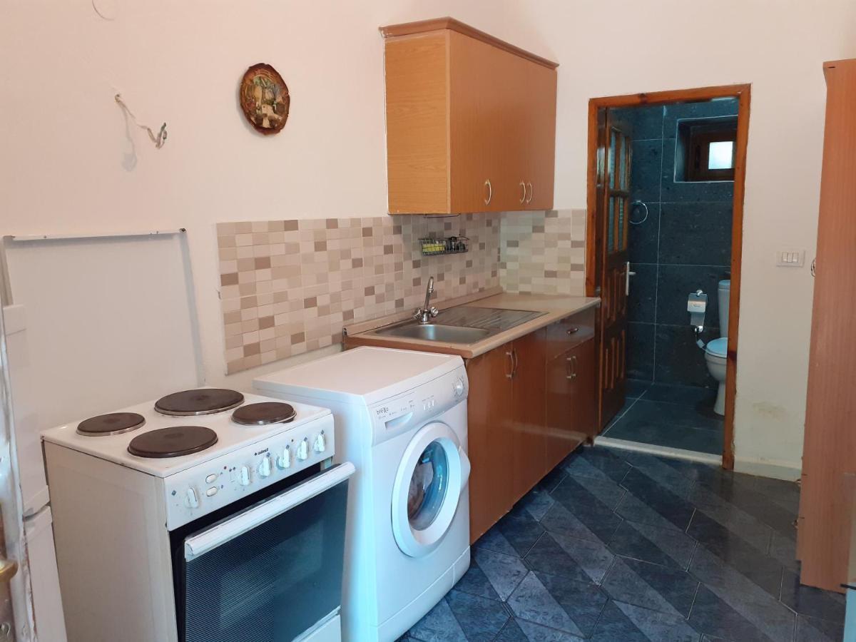 Eva Apartments Dhërmi Dış mekan fotoğraf