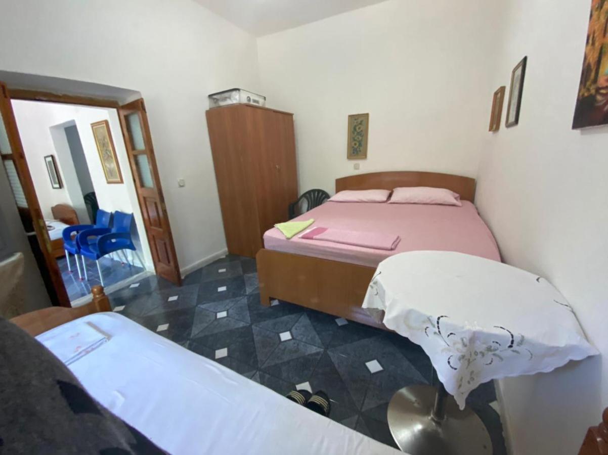 Eva Apartments Dhërmi Dış mekan fotoğraf